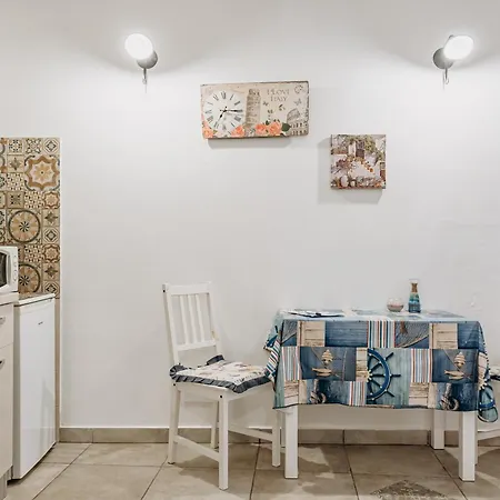 Siracusa Tiche & Selene Апартаменты Сиракузы