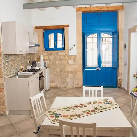 Siracusa Casa Tiche & Selene Syracuse